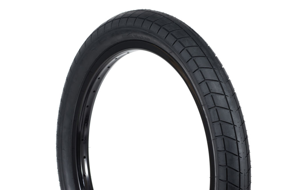 Picture of SaltPLUS BURN Tire black 20''x2,35''