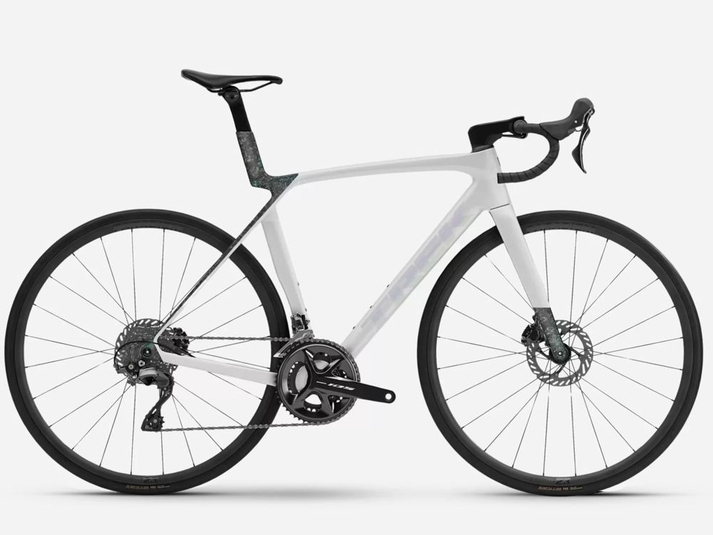 Picture of TREK Madone SL 5 Gen 8 2026 Gloss Crystal White'Matte Deep Smoke