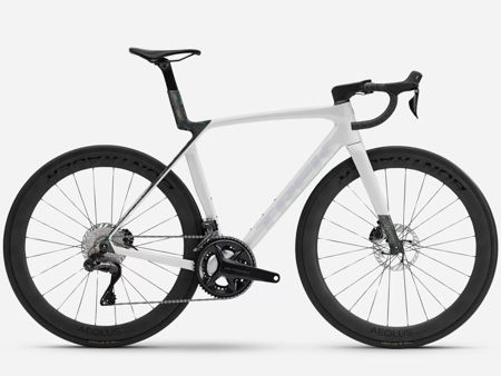 Picture of TREK Madone SL 7 Gen 8 2026 Gloss Crystal White'Matte Deep Smoke